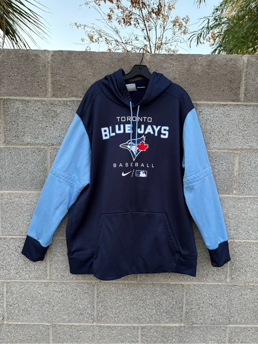Nike Blue Jays Authentic Hoodie XXL Therma FIT On Field Convertible Sleeve RARE